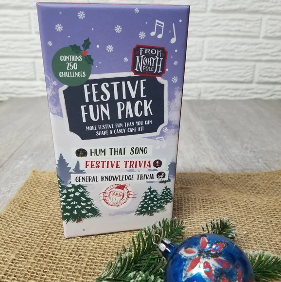 Festive Trivia Fun Pack - Picture 3 of 6